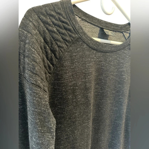 32 Degrees Heat Fleece Top Women Black Crew Neck Top Stitch Long Sleeve NWOT - Picture 3 of 6